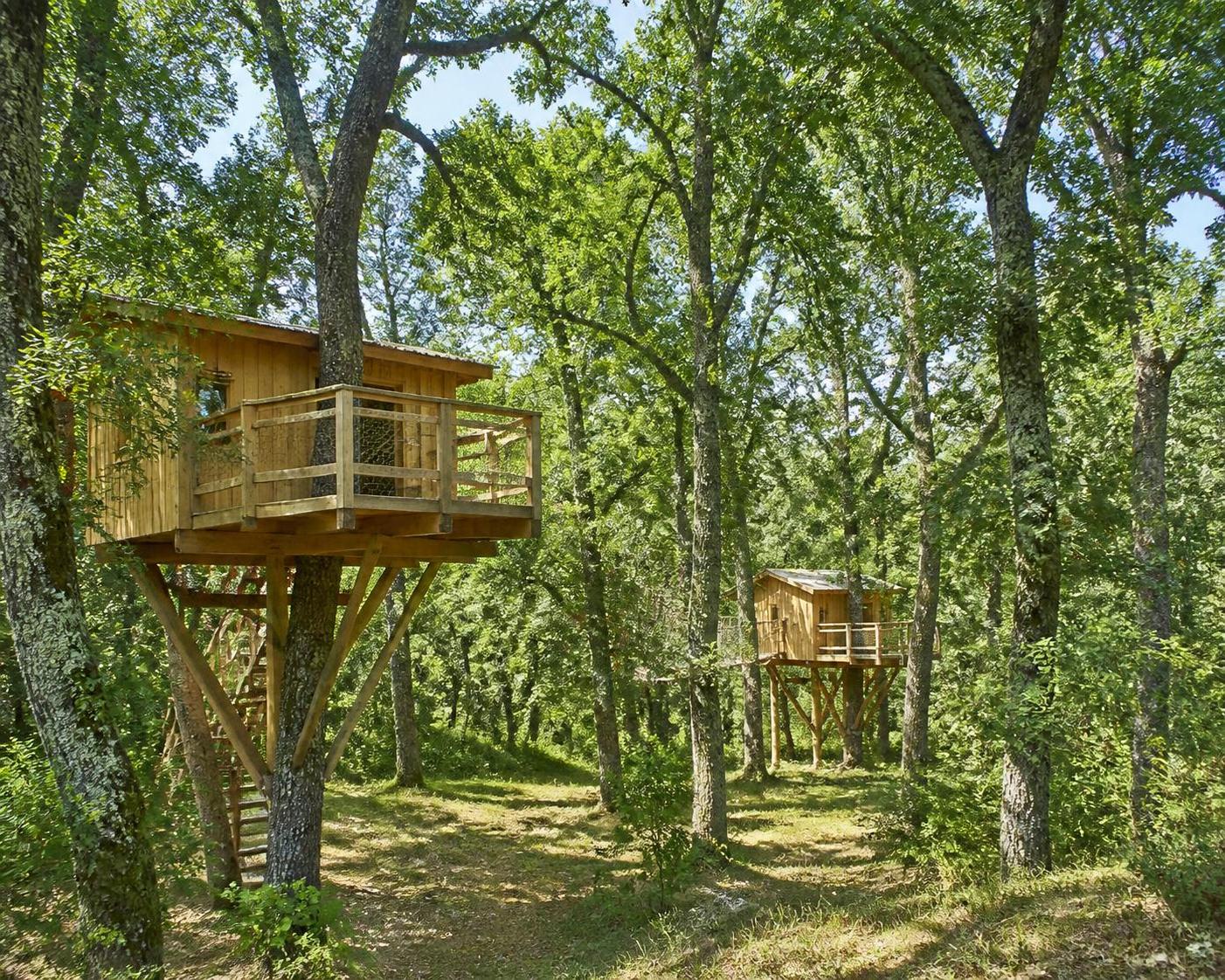 découvrez les cabanes dans les arbres en occitanie pour un séjour unique en pleine nature, alliant aventure, confort et immersion totale dans un cadre naturel exceptionnel.