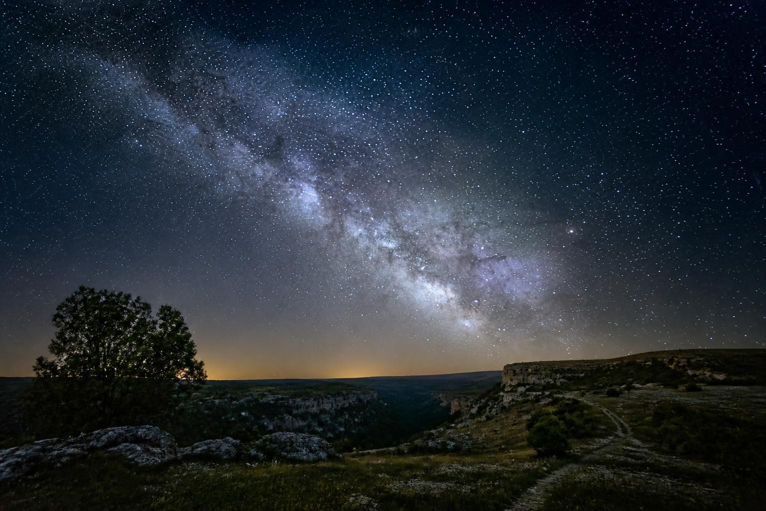découvrez la nuit bulle en occitanie, une expérience unique pour dormir sous les étoiles dans des bulles transparentes alliant confort et nature.