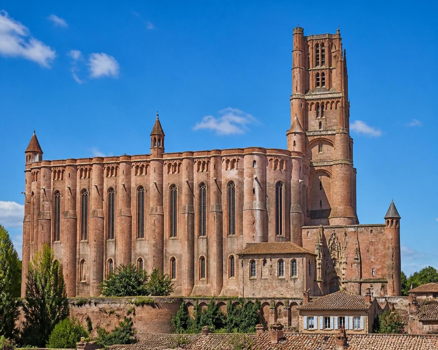 explorez les plus belles villes de l’occitanie en 2026 et découvrez leur patrimoine, culture et paysages incontournables pour un voyage mémorable.